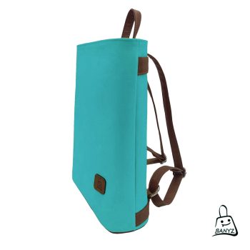 Stílusos A4-es hátitáska – táska viselet városi outfithez